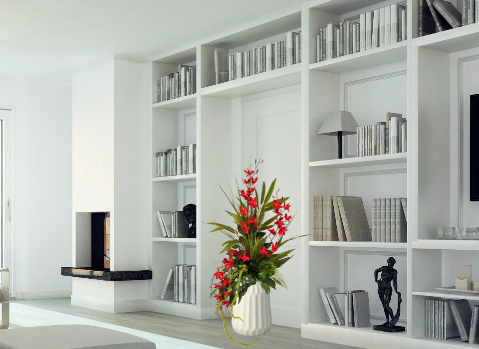 Wohnzimmer mit roten Orchideen als Großen Kunstblumenstrauß in weißer Keramikvase vor Bücherregal