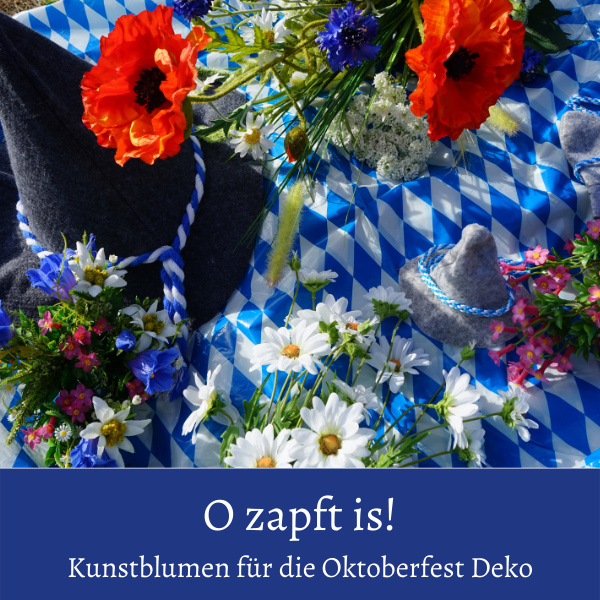 O zapft is Oktoberfest deko auf Blau Weißer Decke mit künstlichen Margeriten und Alpenblumen