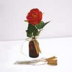 künstliche Rose mit Kunstwasser & Botschaft H24cm